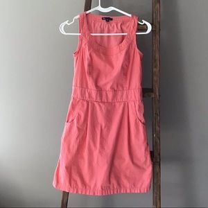 GAP peach colored dress with pockets